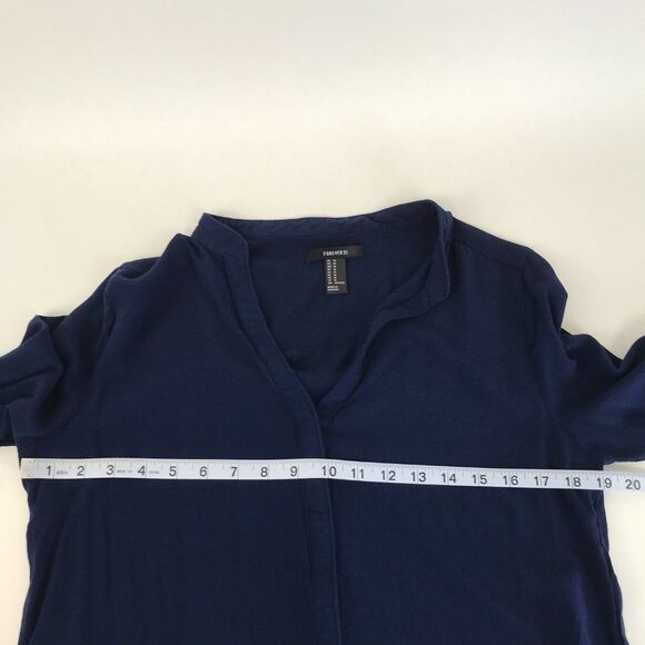 Forever 21 V-Neck Popover Top Women's Medium Blue Long Sleeves Rayon Buttons - Picture 4 of 7